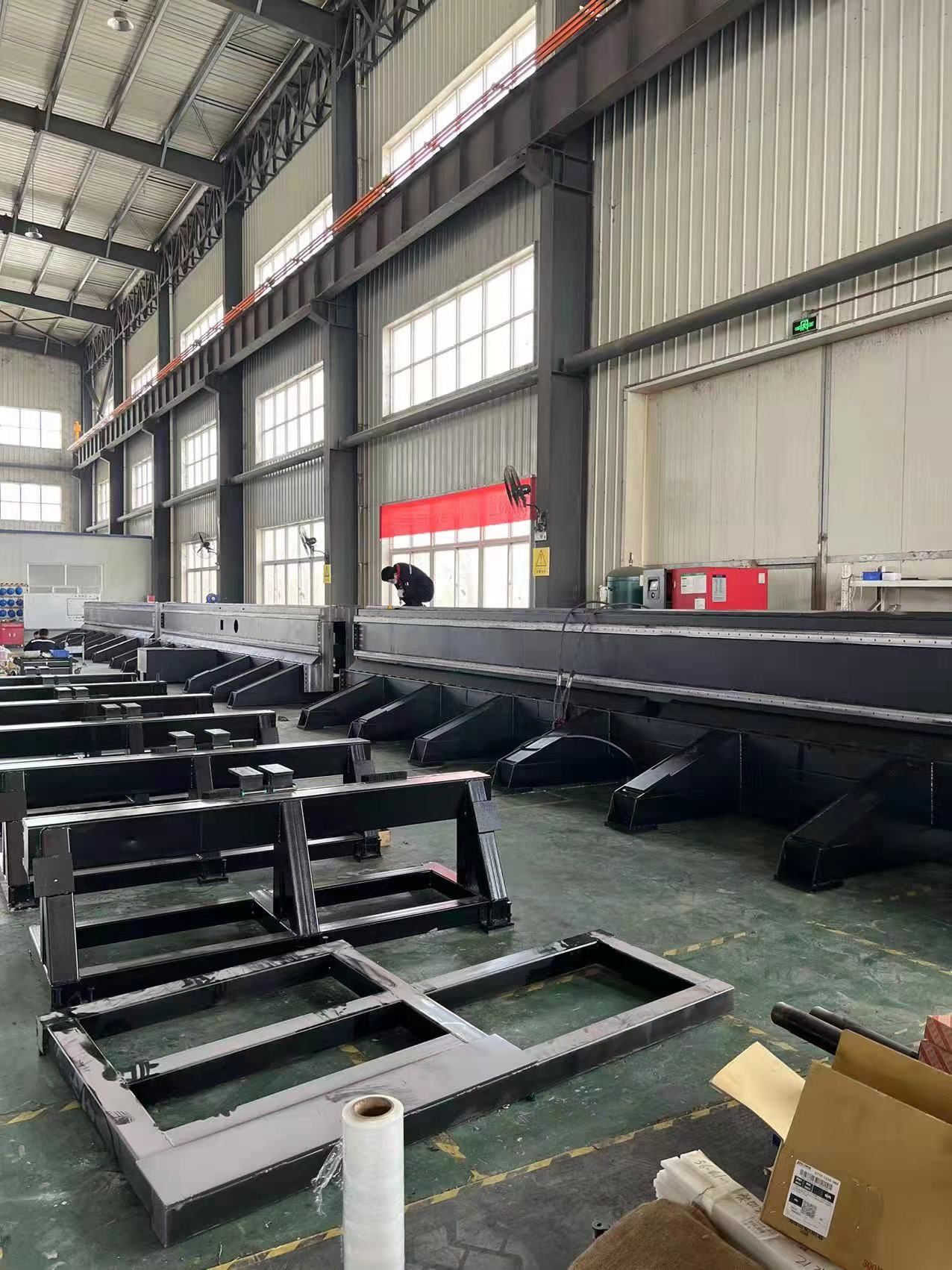12m+12m Ultra Long Tube Laser cutting machine